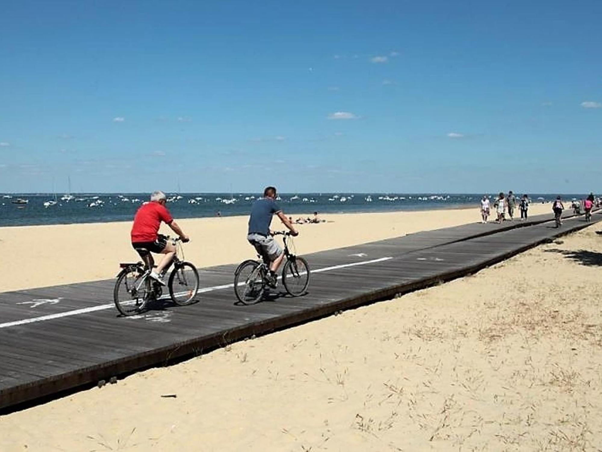 Arcachon - T2 Cabine Renove Avec Balcon Proche Plage Et Centre Ville - Fr-1-420-91 Eksteriør bilde